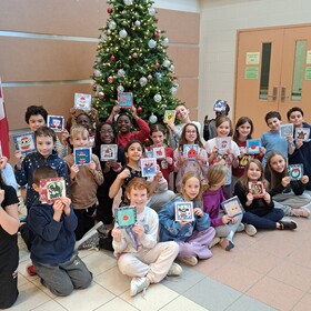  31 cartes de souhaits, chacune accompagnée d’un message réconfortant, qui seront remises aux personnes âgées 